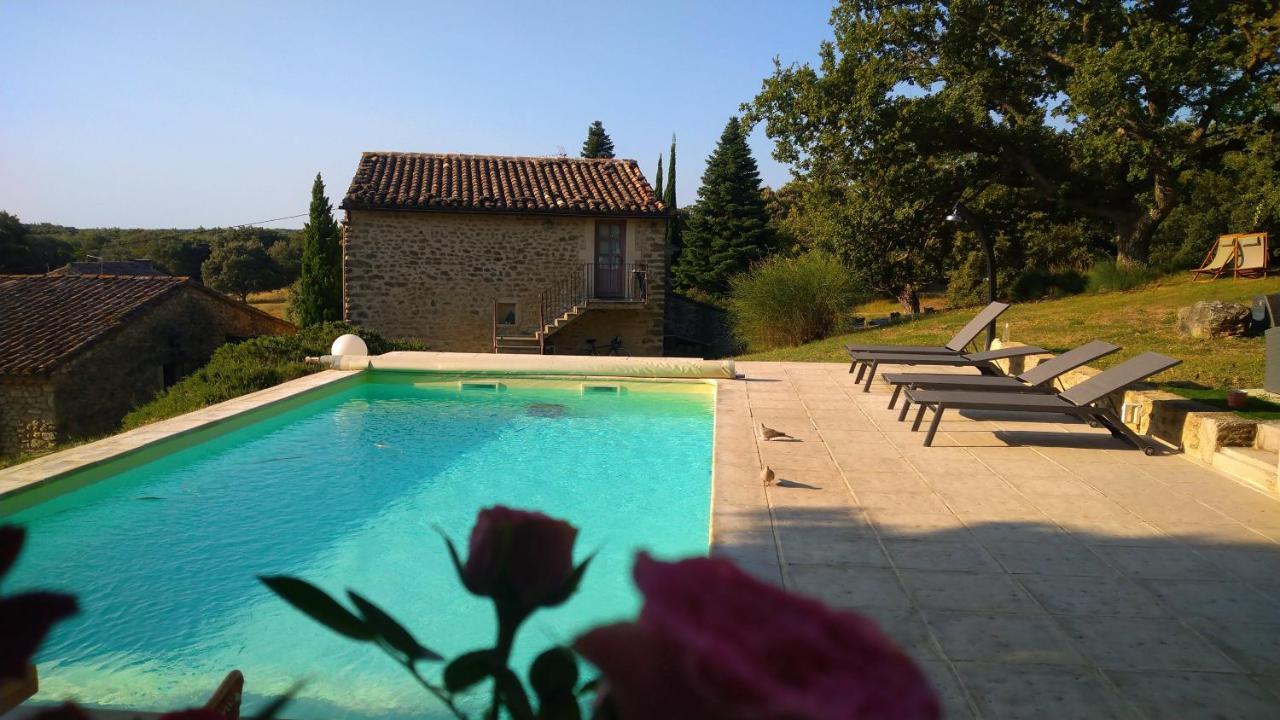 Hotel La Ferme Les Eybrachas Réauville Exterior foto